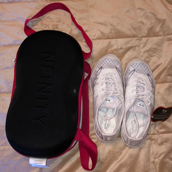 NFINITY Vengeance cheer shoe adult size 8 NWT - Picture 7 of 13